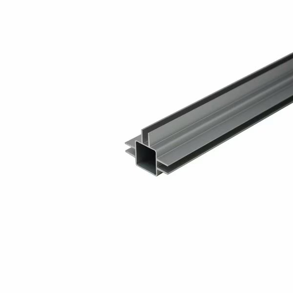 3-Way Extended Captive Fin for 1/4in Panel  Silver, 36in L x 1in W x 1in H, QR 1 End, Eztube, Mfr#: 100-283S 1QR 3